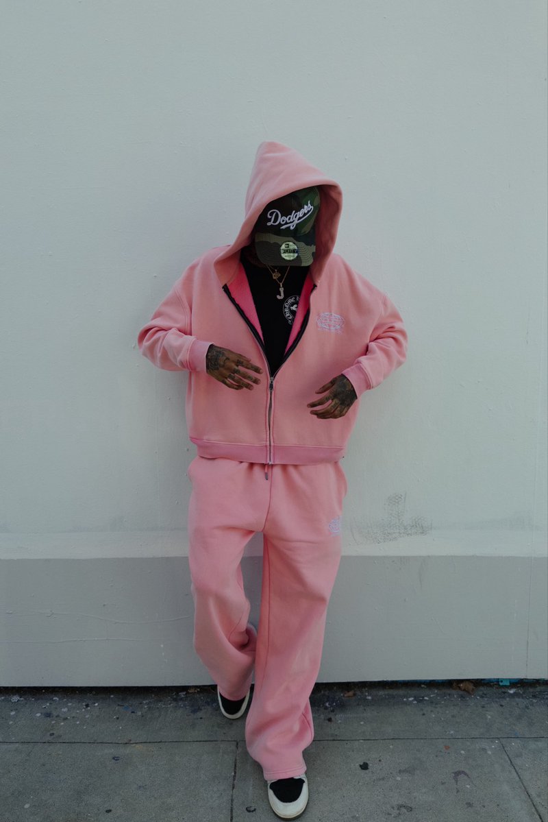 hoesmad.la tweet media