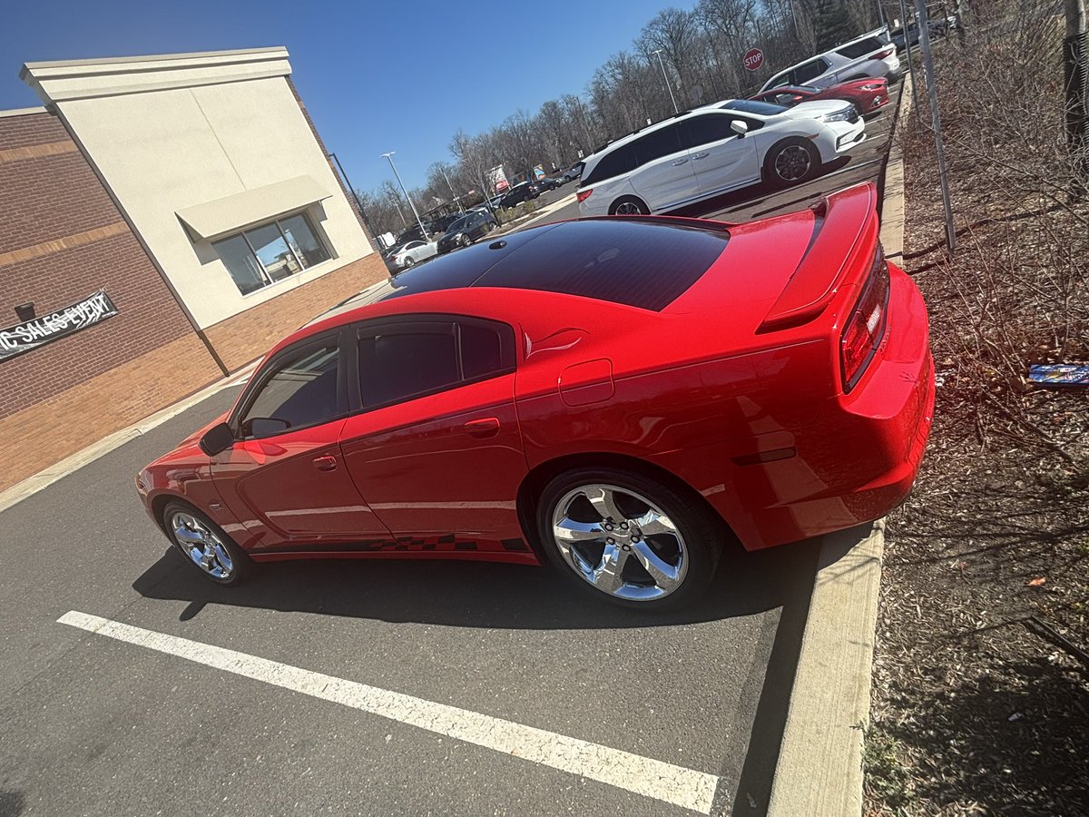 heemvstheworld tweet media