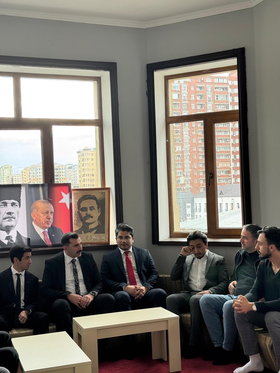 Mehmet Alper tweet media