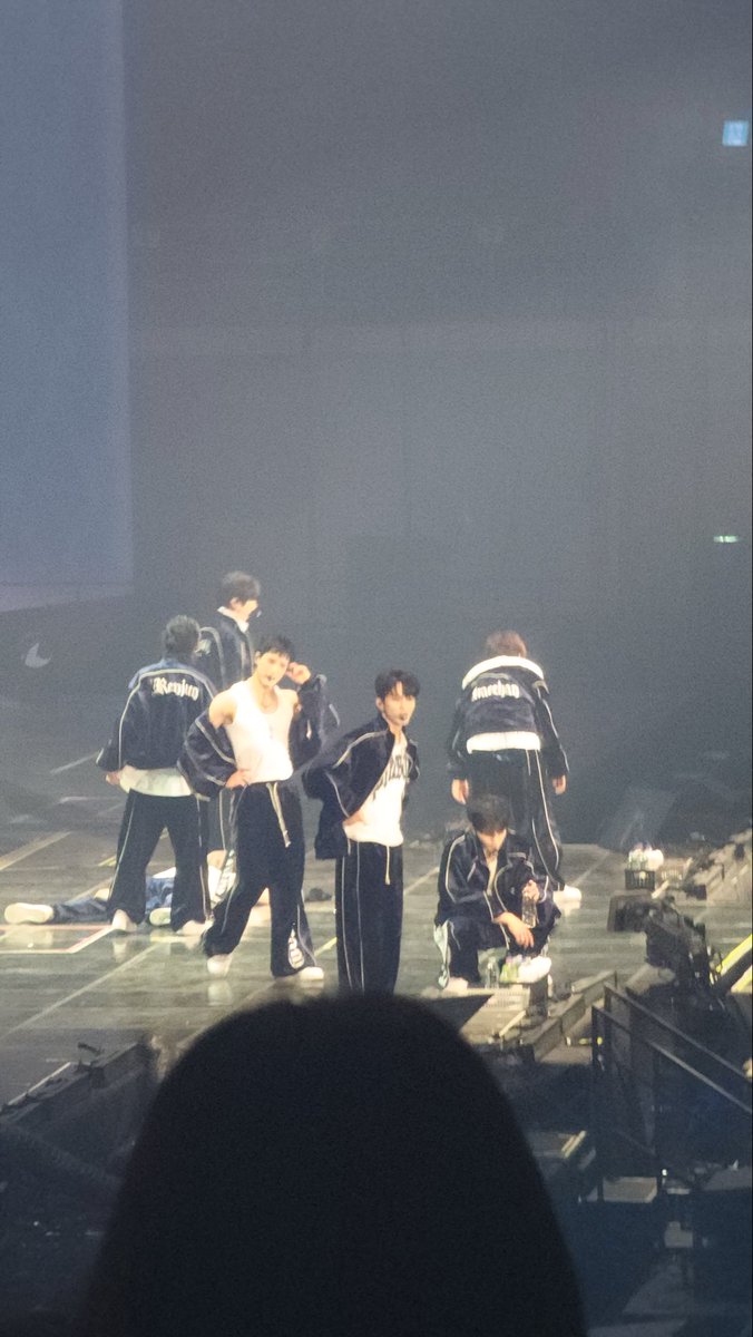 북맠크 tweet media