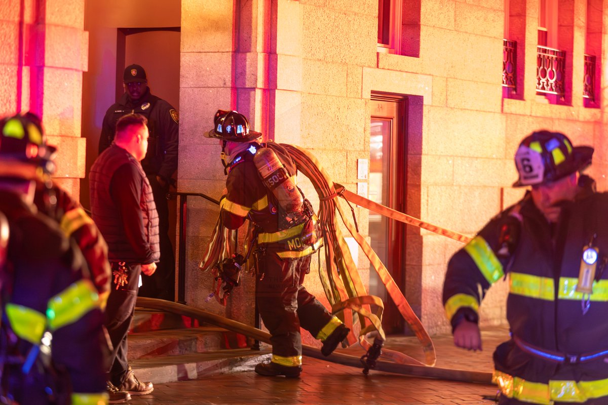 857_Fire_Photography tweet media