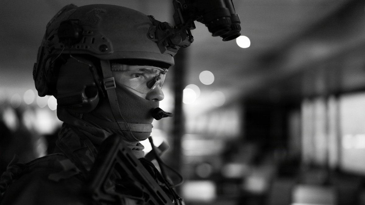 ᴅᴇᴡ tweet media