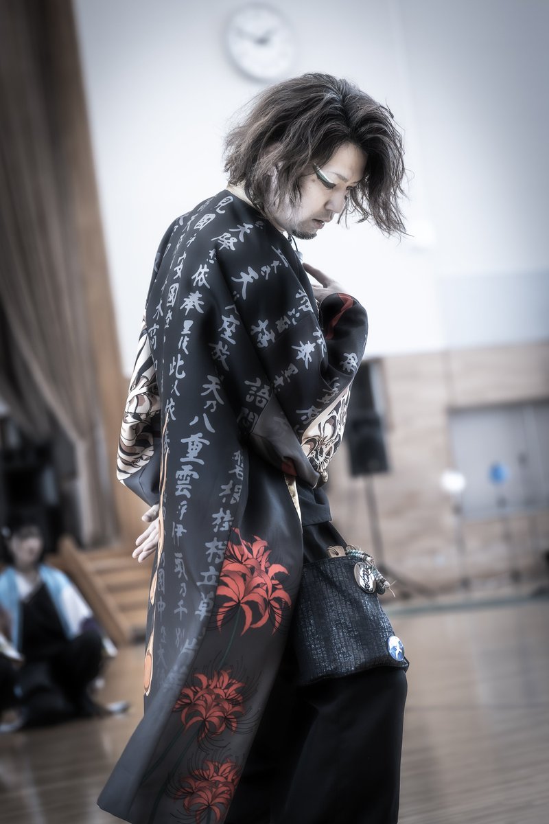 ともじ tweet media