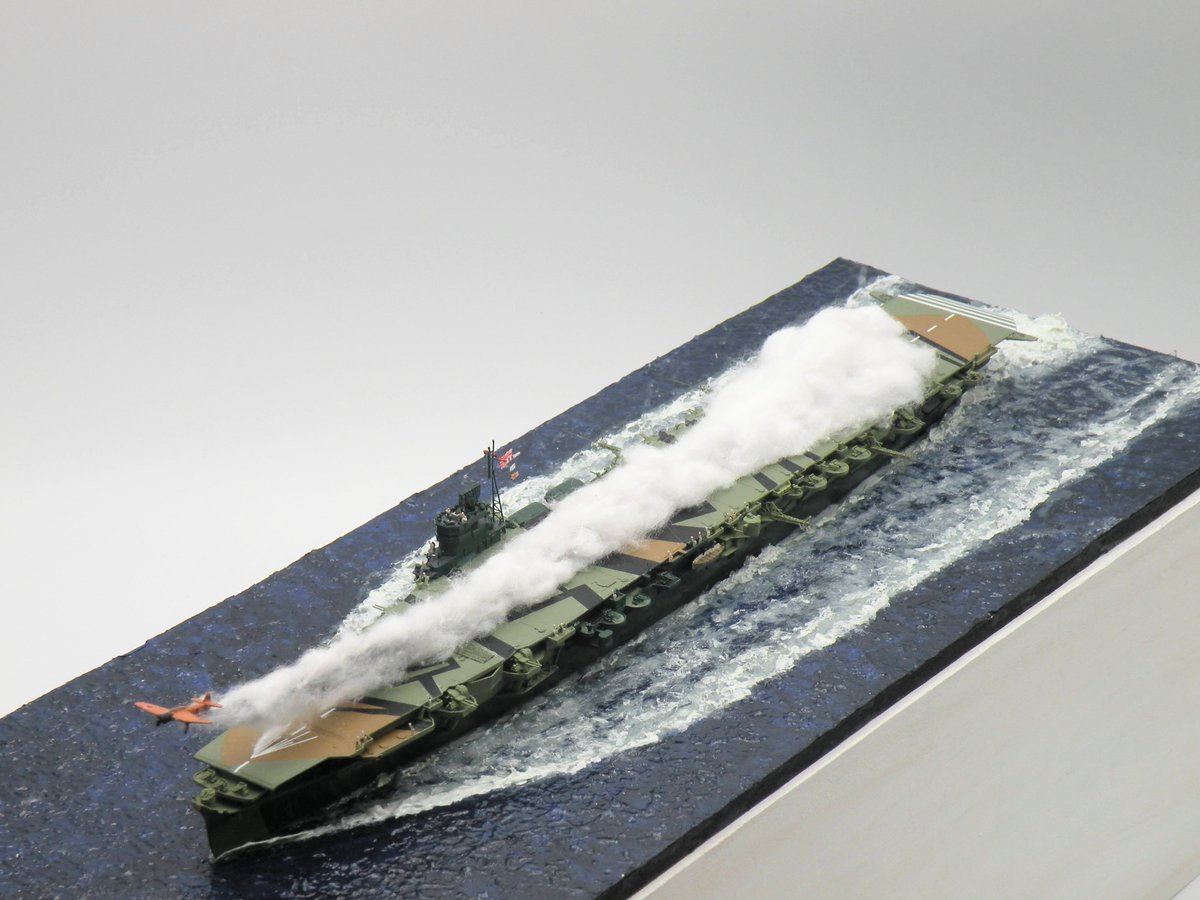 アルセノ@C106 東6 キ-39b tweet media