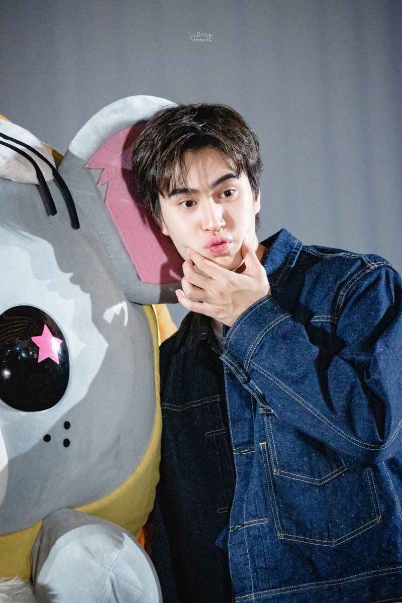 ล. ม. ’s gallery tweet media