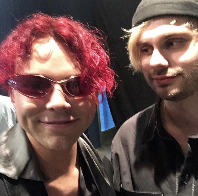 ✩ andreza ✩ tweet media