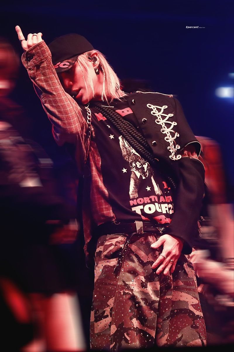 rudicalous tweet media