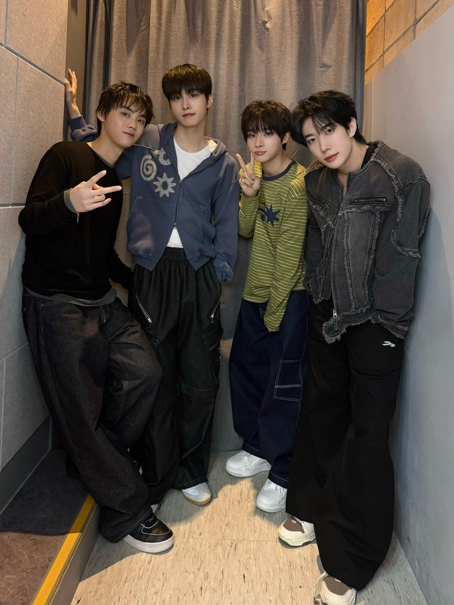 ONE PACT tweet media