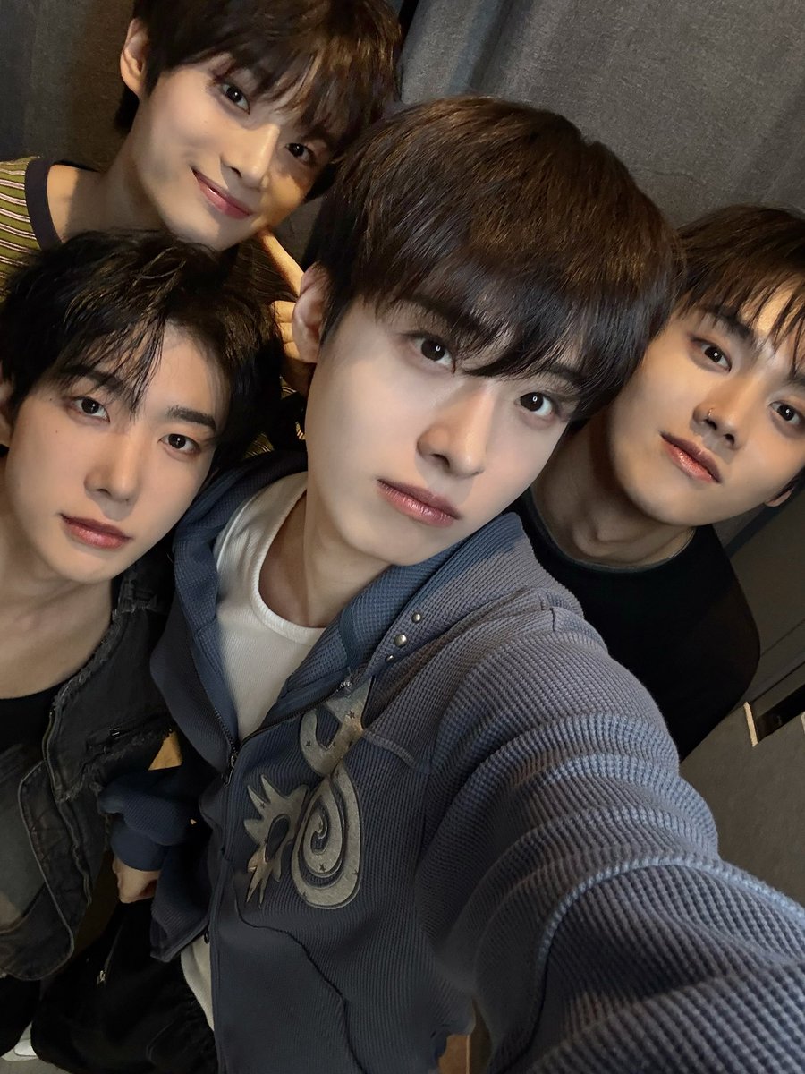 ONE PACT tweet media