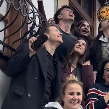 gül 🐥 tweet media