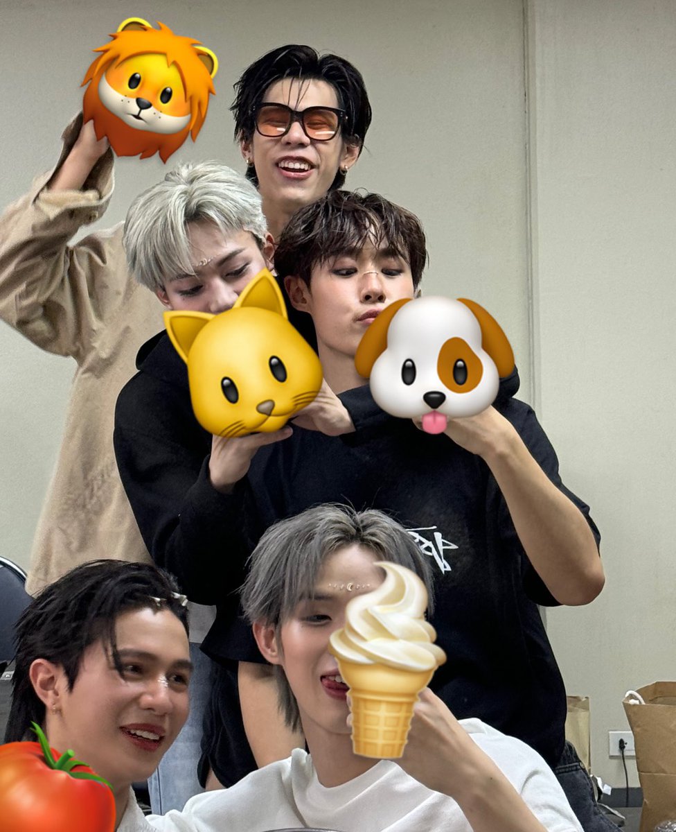 ฮงเม๊ว tweet media