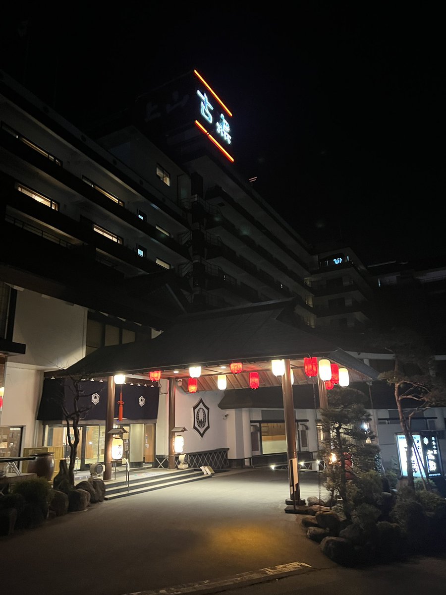 ガクット🌙ムーン小林 tweet media