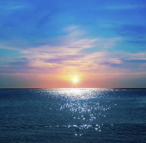 HurmerintaArt's tweet image. A sunny morning is a good start for the day.
#sunrise #sun #sea #redsea #wallartforhome #pillows #bags

 johanna-hurmerinta.pixels.com/featured/sunny…