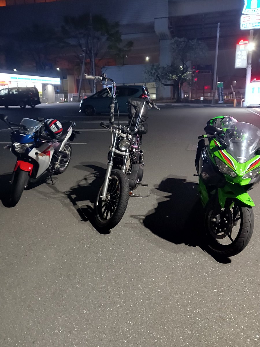 ふぉる tweet media