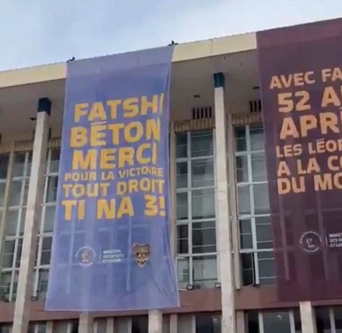 Les joueurs ne partagent pas l'idée d'un pouvoir Ti na 3.

Le #football est #apolitique et nous ne devons pas tout politiser. Les joueurs subissent déjà un acharnement injuste, n'oublions pas qu'en dehors du sport, ce sont des citoyens qui ont aussi le droit de donner leur avis.