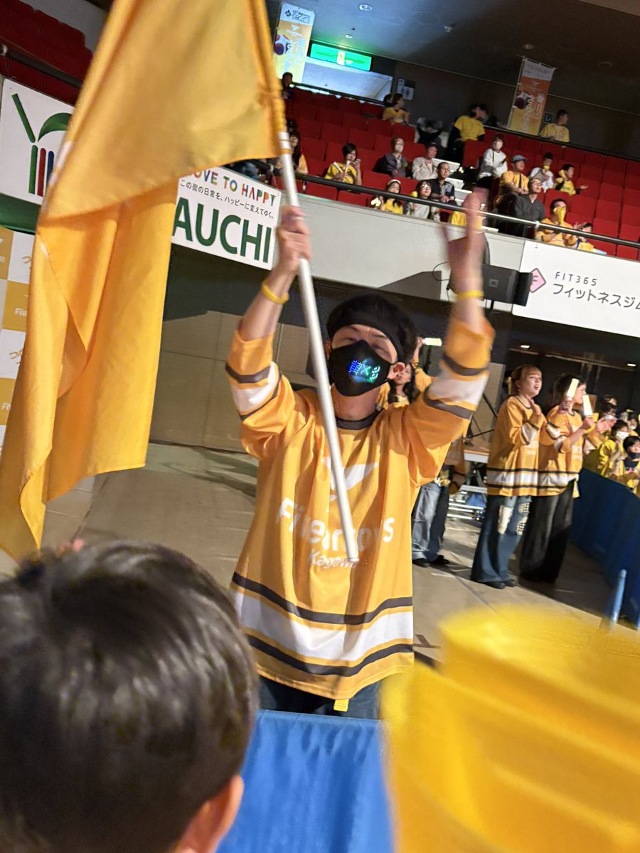 はるカレー tweet media