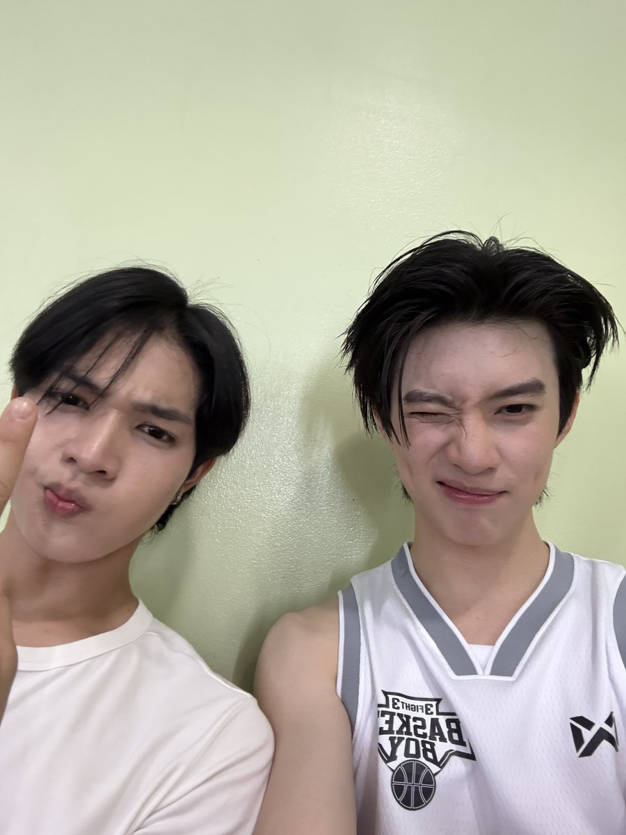 แอสตัน (Aston) 🍃🐣 tweet media