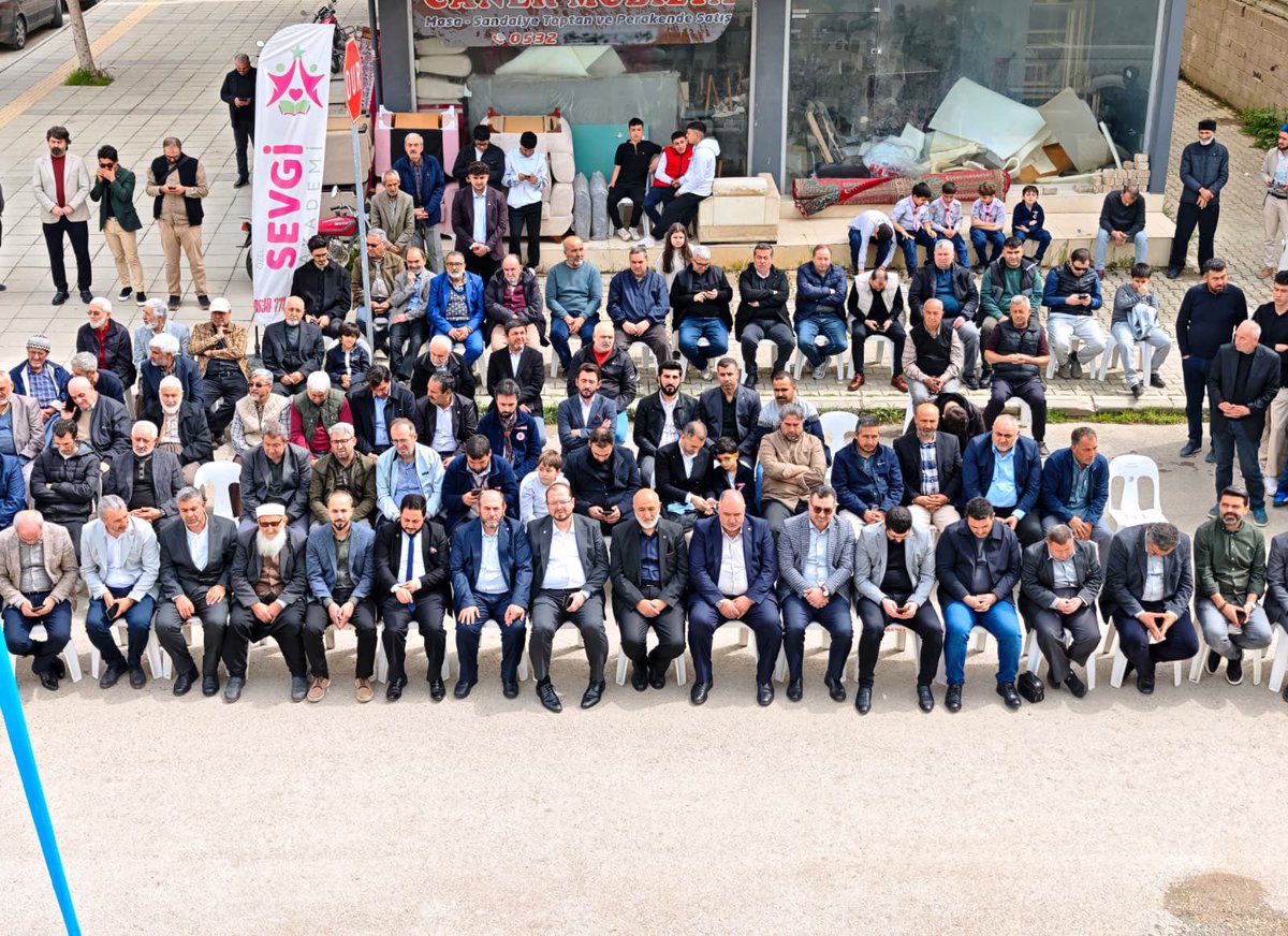 MersinAGD's tweet photo. AGD Genel Başkanımız Salih Turhan, ÖĞ-DER Genel Başkanı Numan Gökmen başta olmak üzere bu anlamlı açılış merasimimize katılan ve bu beş katlı muhteşem Gençlik merkezimizin temelinden bu aşamaya gelinceye kadar emek veren bütün dava kardeşlerimizden Rabbimiz razı olsun. ++👇 https://t.co/uLkPrt9u4t