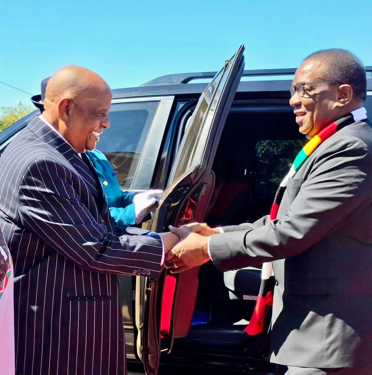 edmnangagwa's tweet photo. It was an honour to join the ZCC at Mbungo for Easter. The church remains a dependable partner in our development through education, tourism, and agriculture.

Let us embrace love, unity, and peace as we build our nation. Drivers, please exercise caution.

God bless Zimbabwe. 🇿🇼

#Easter2026 #ZCCMbungo #NyikaInovakwaNeveneVayo