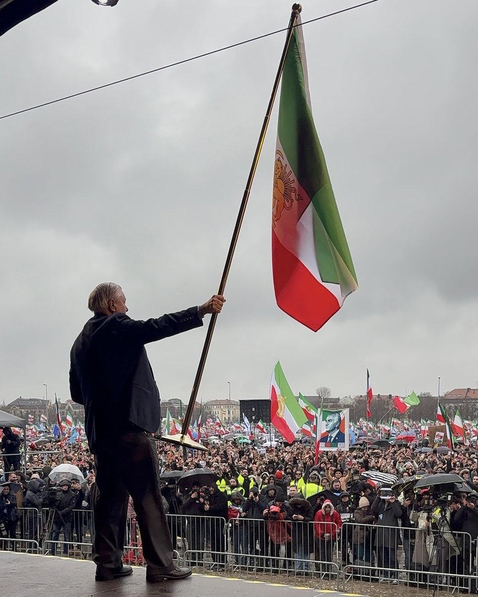 Dan🇮🇷 tweet media