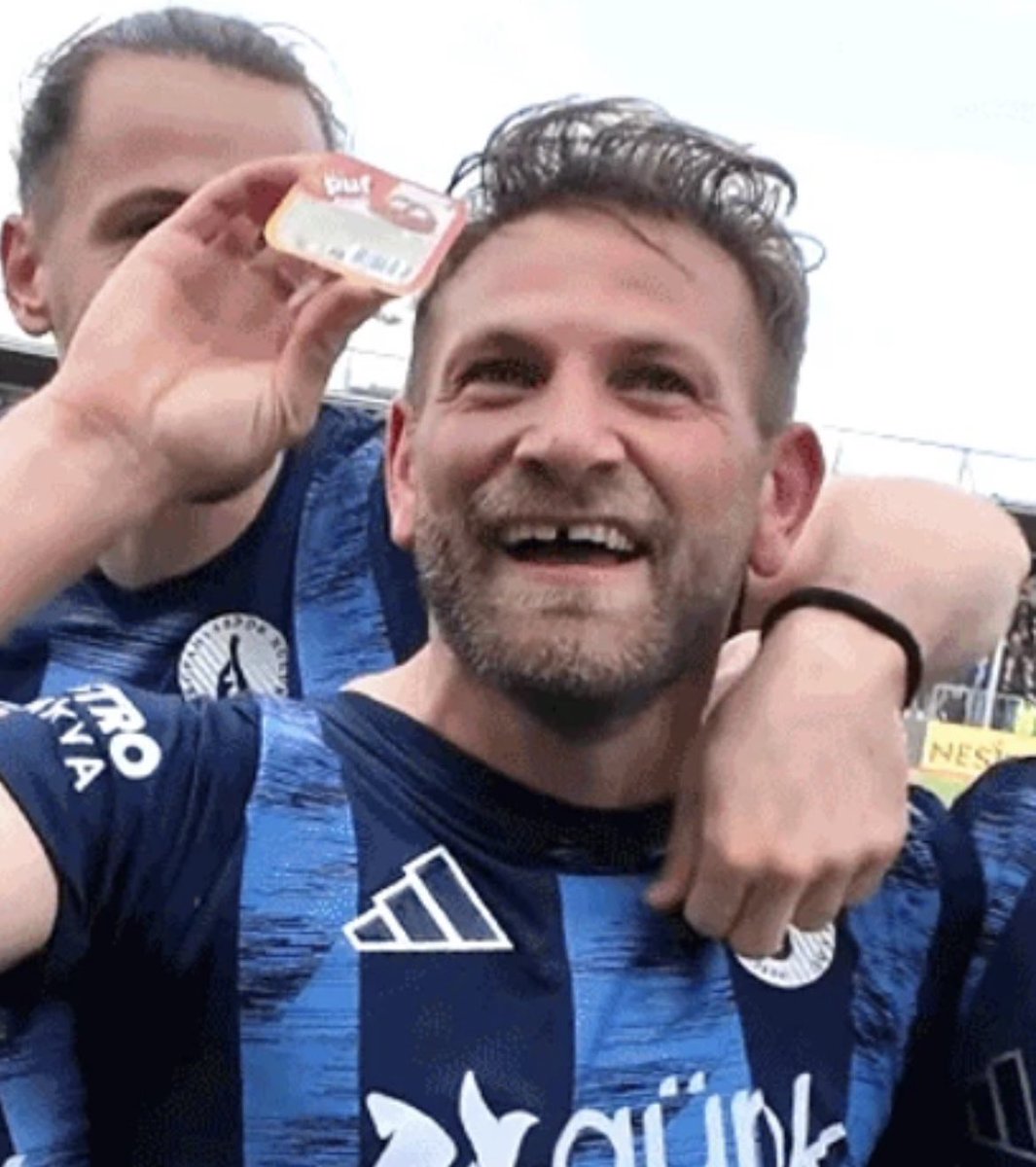 Volkan Akdoğan tweet media