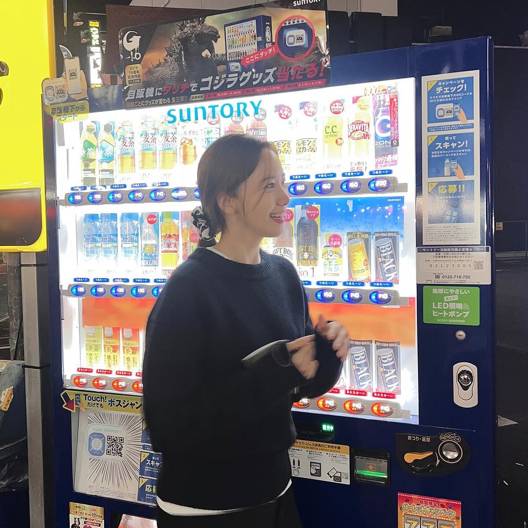 n_snsd_ot8_'s tweet photo. 240405 limyoona__official Instagram
YOONITE in YOKOHAMA&BANGKOK Behind cut
요코하마 갬성샷📸 그리고 방콕에서 쓴 일기📝✨
#임윤아 #LIMYOONA #limyoona__official #융스타그램
#융미팅 #YOONITE #YOONA_FANMEETING_TOUR
➡️ https://t.co/WwRWD0018F
#윤아 #Yoona #소녀시대
#SNSD #GirlsGeneration