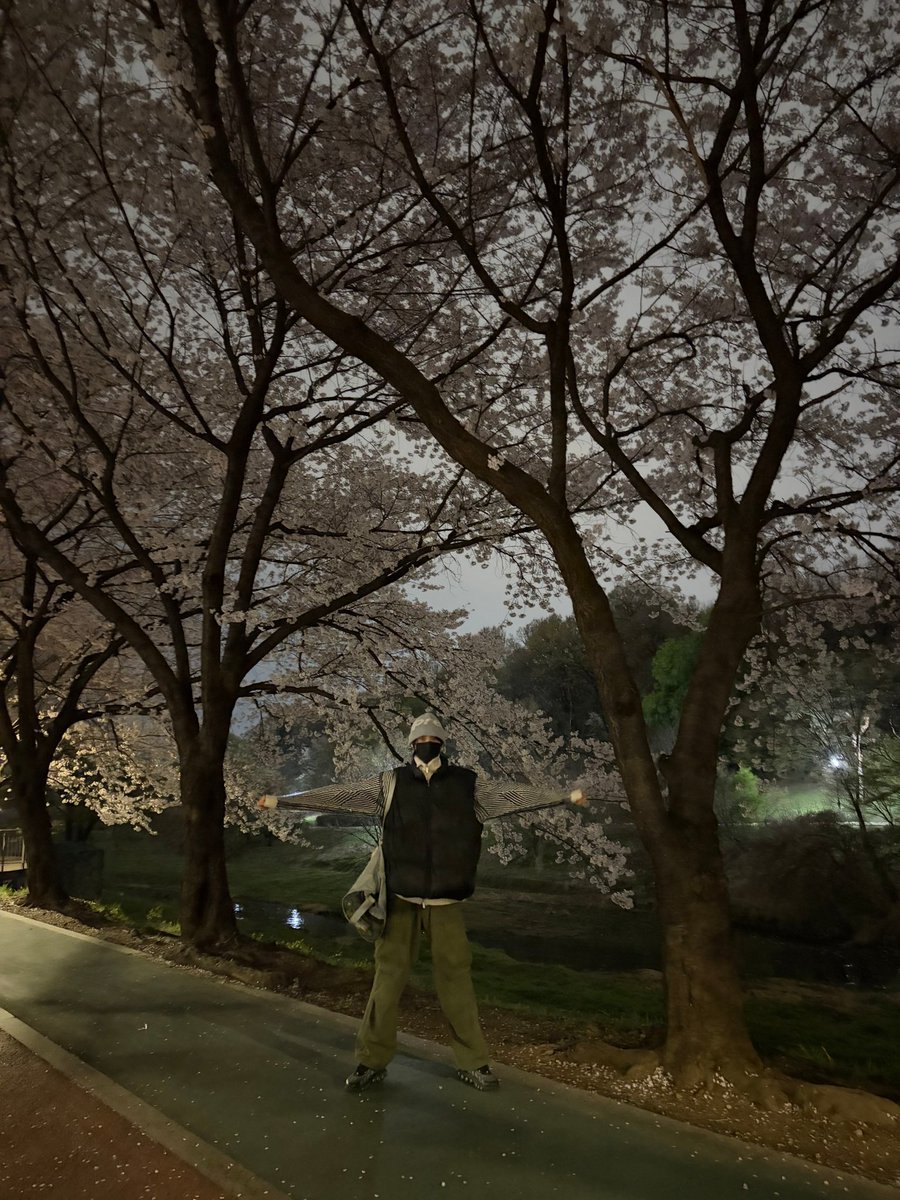 땡이.. tweet media