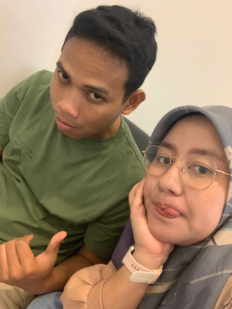 ardheannd's tweet photo. Ada yang mengeluh mulai buncit. SIAPA ITUUUU?? 
PACAY AKUUUU!!!!
Liat aja peyutnyaaa wkwkwkw https://t.co/rW6ZnwsxeP