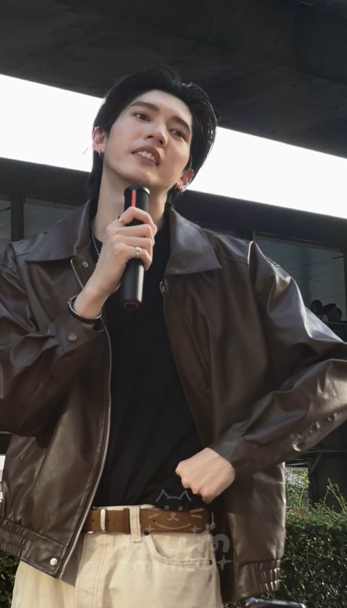 mummimew✨ tweet media