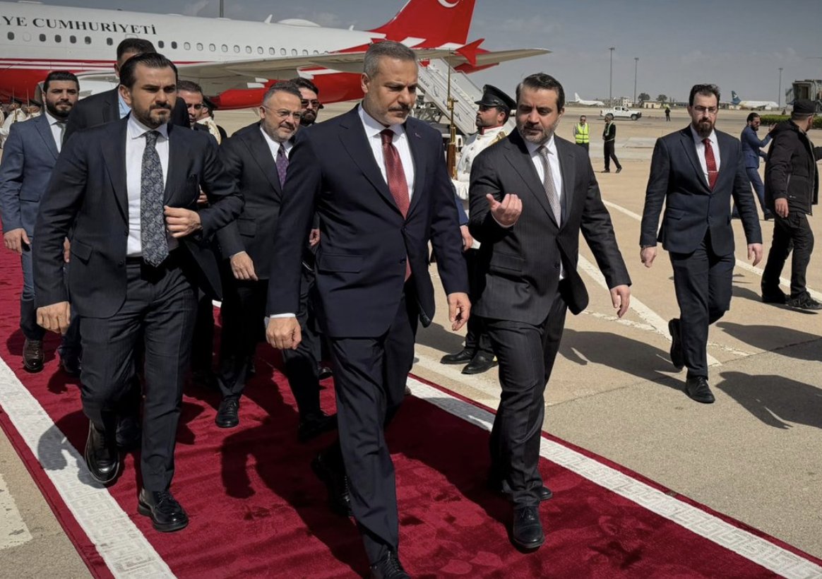 ابن الجزيرة العربية السورية tweet media