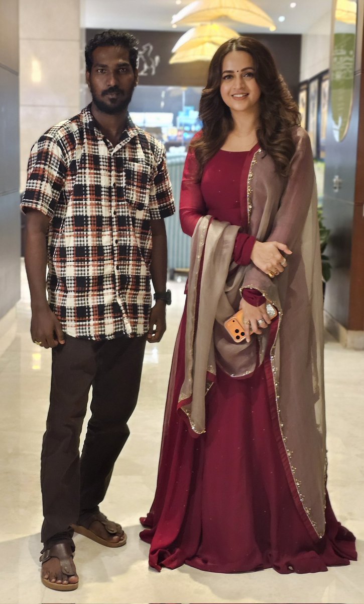 Lanatamil52gma1's tweet image. #Deepavali #Heroine 

#actress #susi
  @Bhavana 

Picture of the day