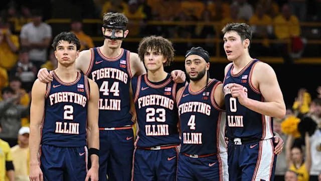 HoodieSzn tweet media