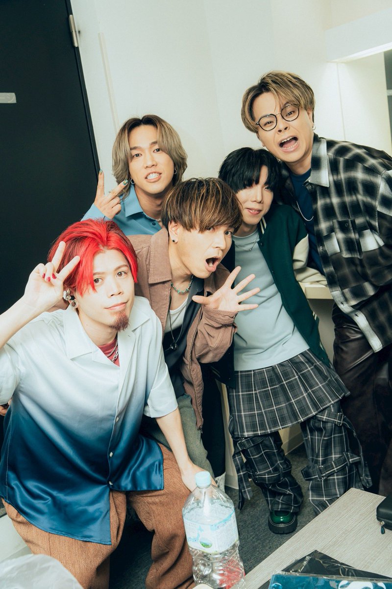 LOCAL CONNECT tweet media