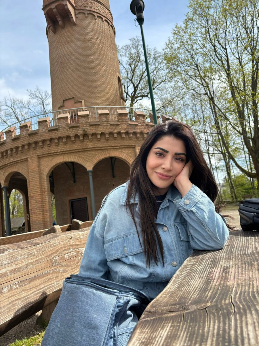 Gülü az tweet media