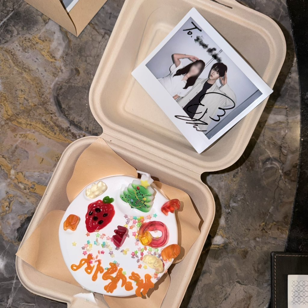 lili🍓 tweet media