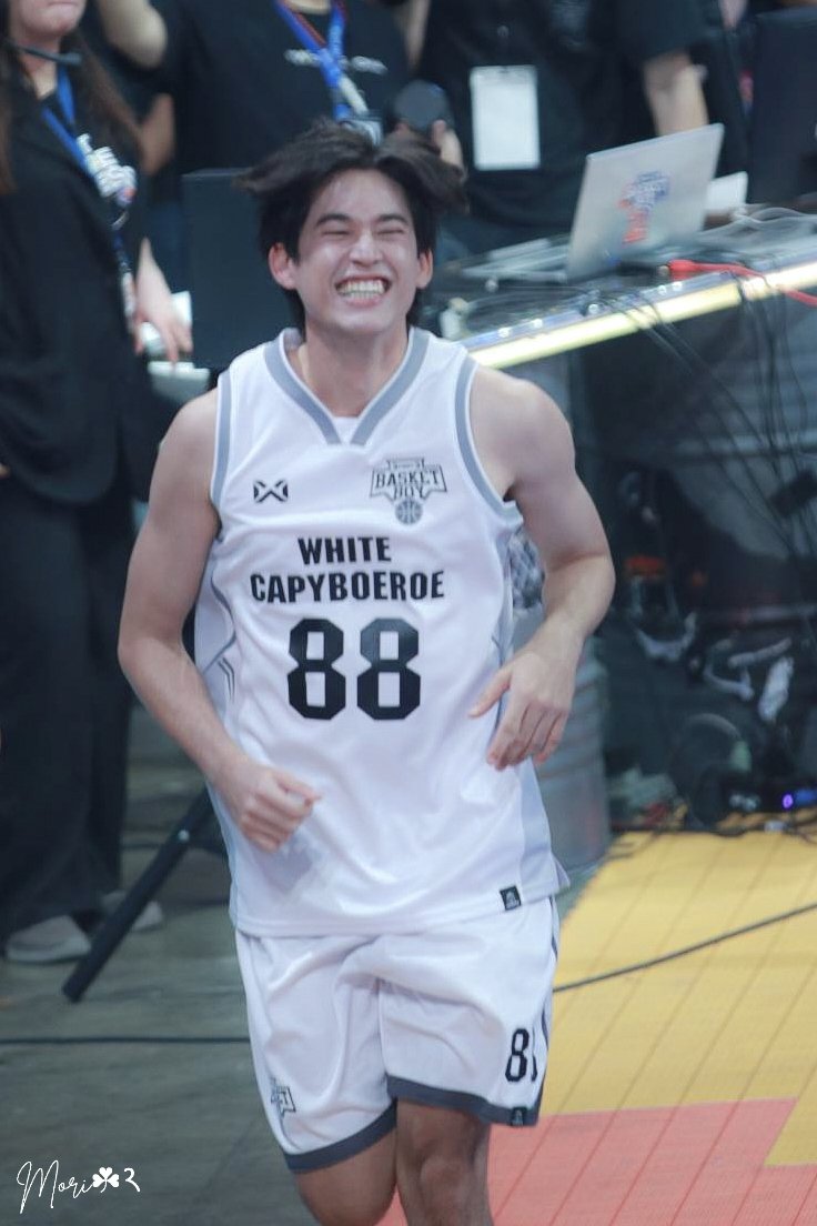 𝘾𝙖𝙯𝙮 ❄ tweet media