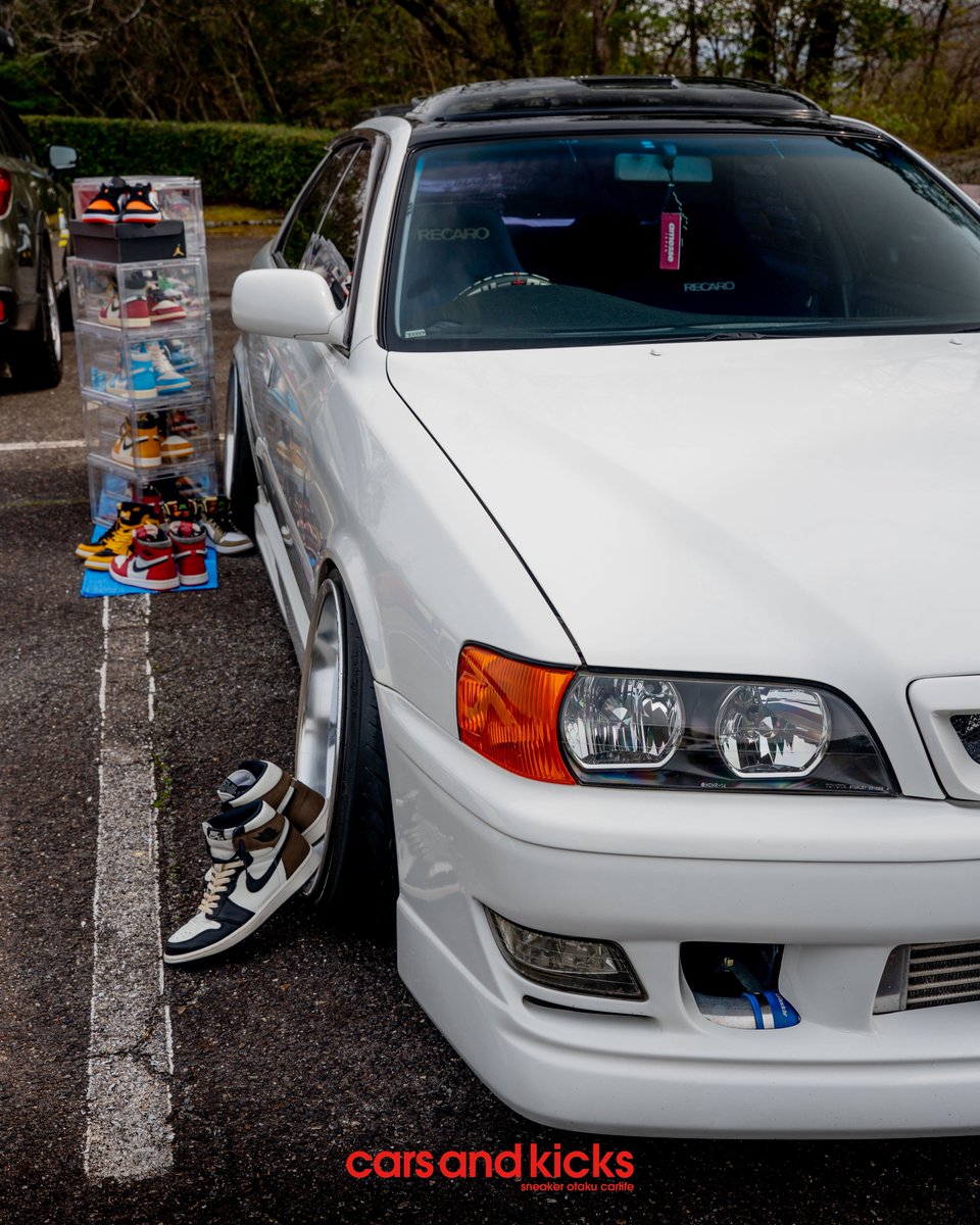 workman_DC5's tweet photo. カーミーティングなのに集合写真は車1mmも写ってないし、参加者の方々はこの集まりの方向性をめちゃくちゃ理解してkicksディスプレイしてくれたのが最高でした

#carsandkicks https://t.co/1xyaiBWwWD