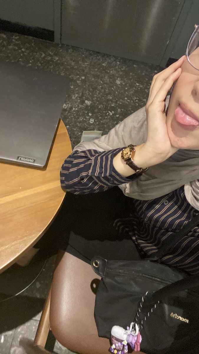 Ayuuuuucam tweet media