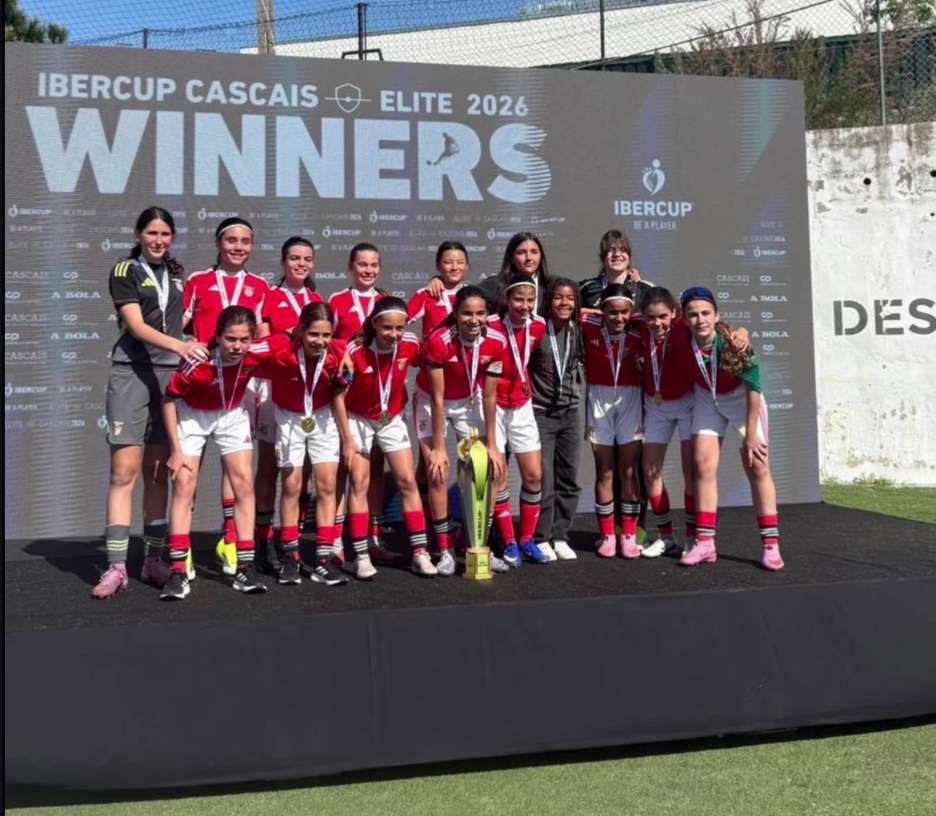 InformGlorious2's tweet photo. Sub-13: O SL Benfica conquistou o Iber Cup Cascais 2026! 🦅🏆 #SLBenficaFem #MadeInBenfica #IberCup https://t.co/8vdd7gn3ed