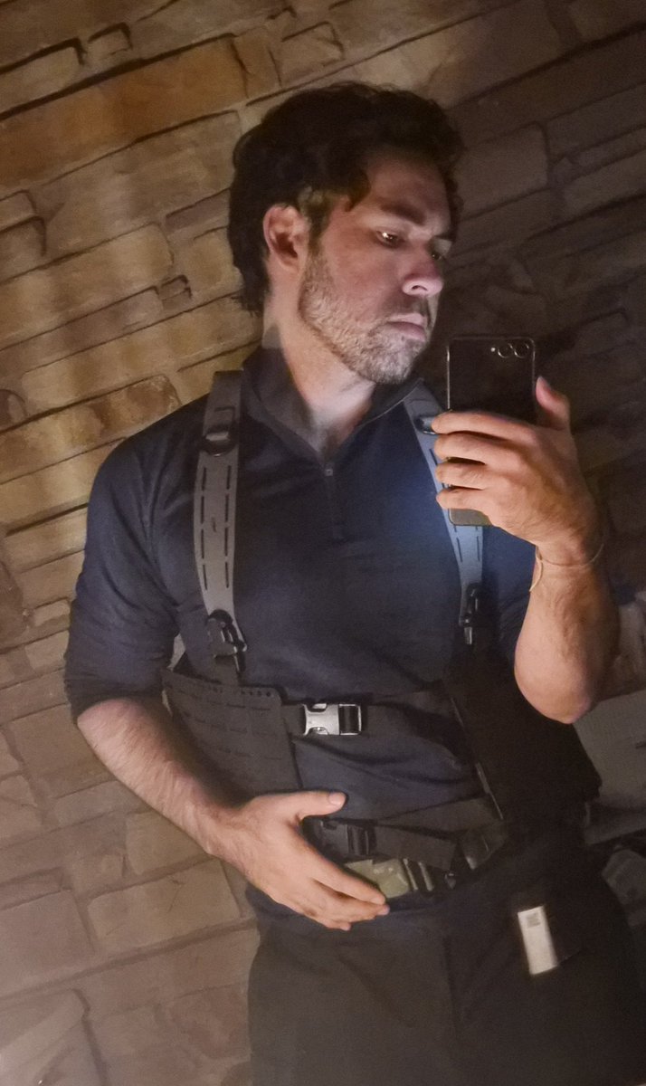 ManlyBadassHero tweet media