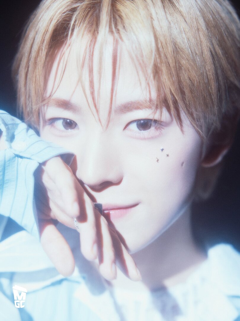 selfolssi ♤ tweet media