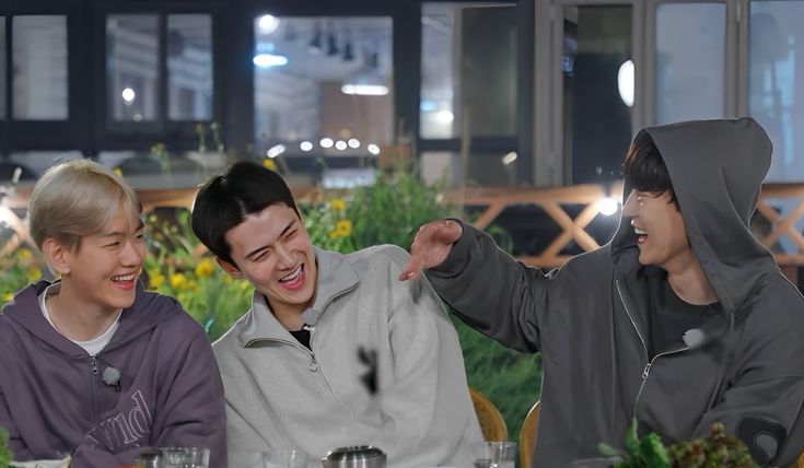 หู้ไม่หดหู่ tweet media