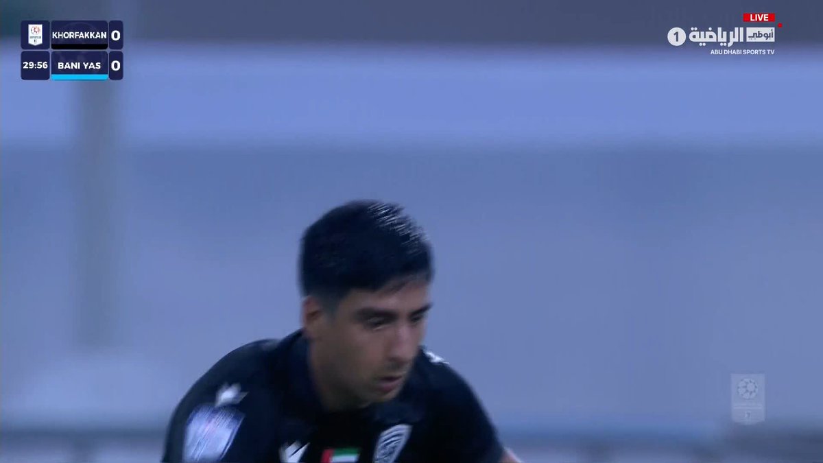 نصف ساعة مرت من الشوط الأول والنتيجة سلبية. خورفكان 0 - 0 بني ياس. أبوظبي الرياضية 1 | #خورفكان_بني_ياس 