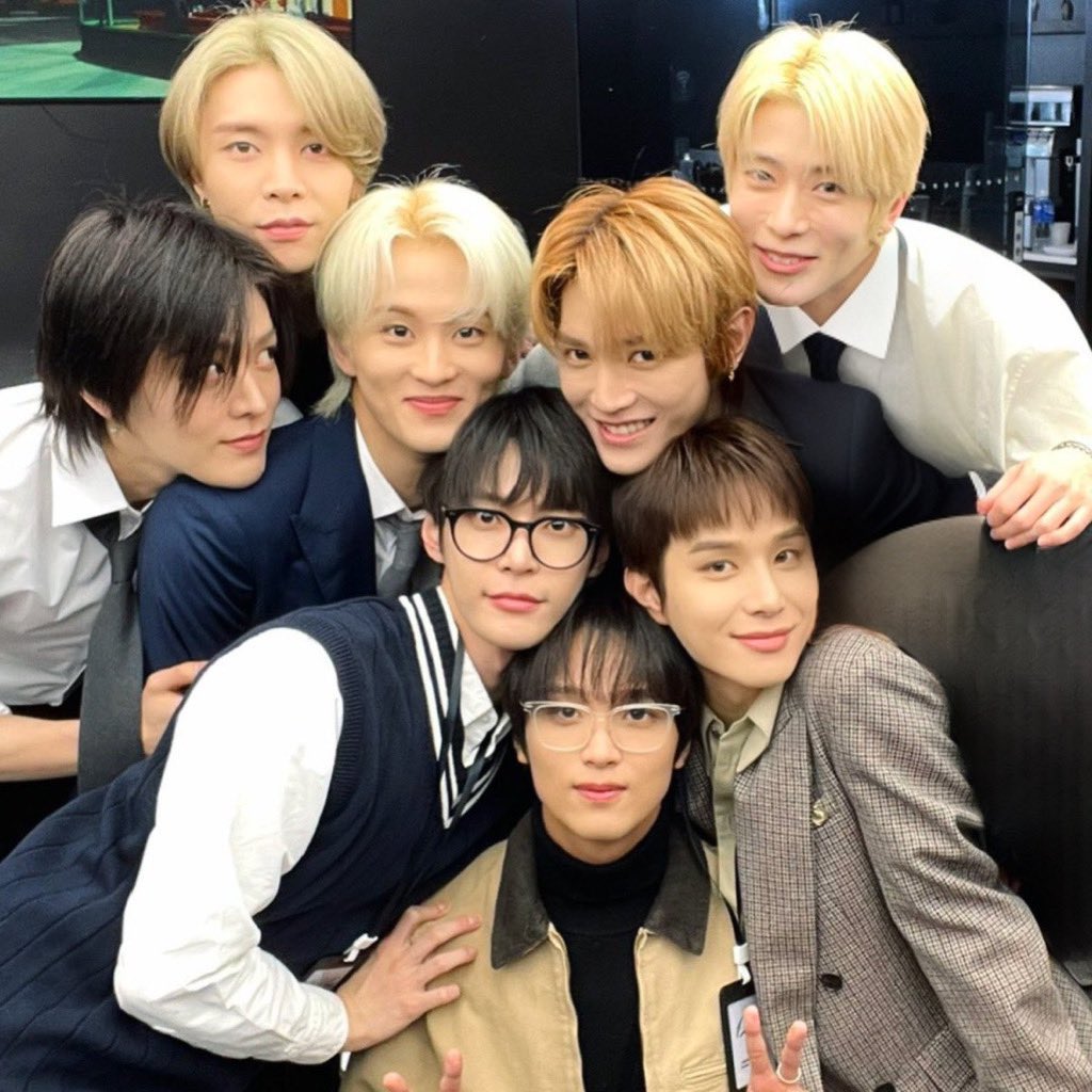 7th year: keeks ✘ tweet media