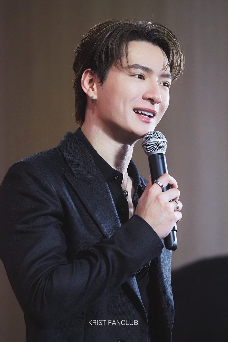 Krist Fanclub tweet media