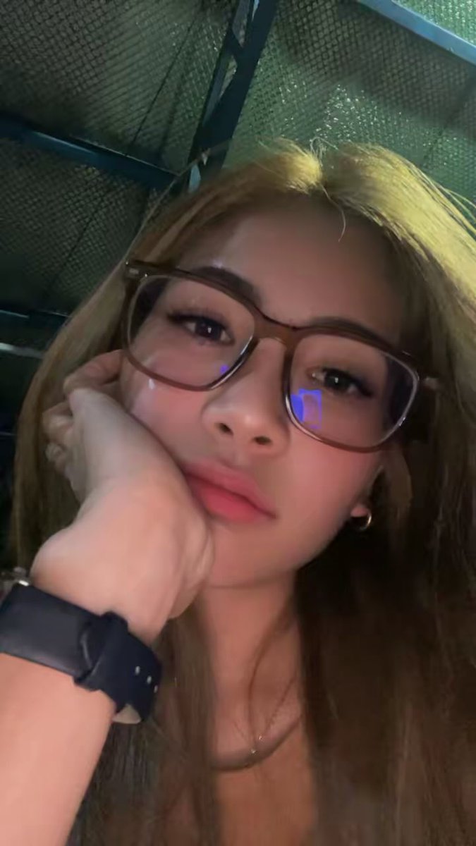 𝓑𝓮𝓷𝓰 𐙚 tweet media