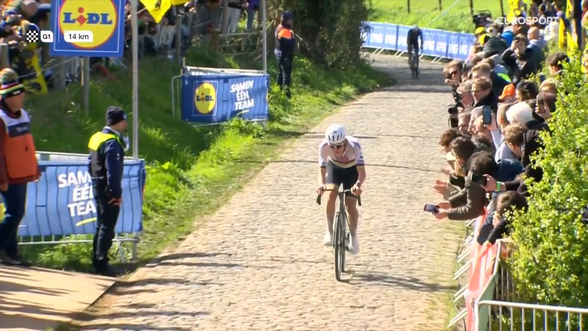 Le Gruppetto tweet media