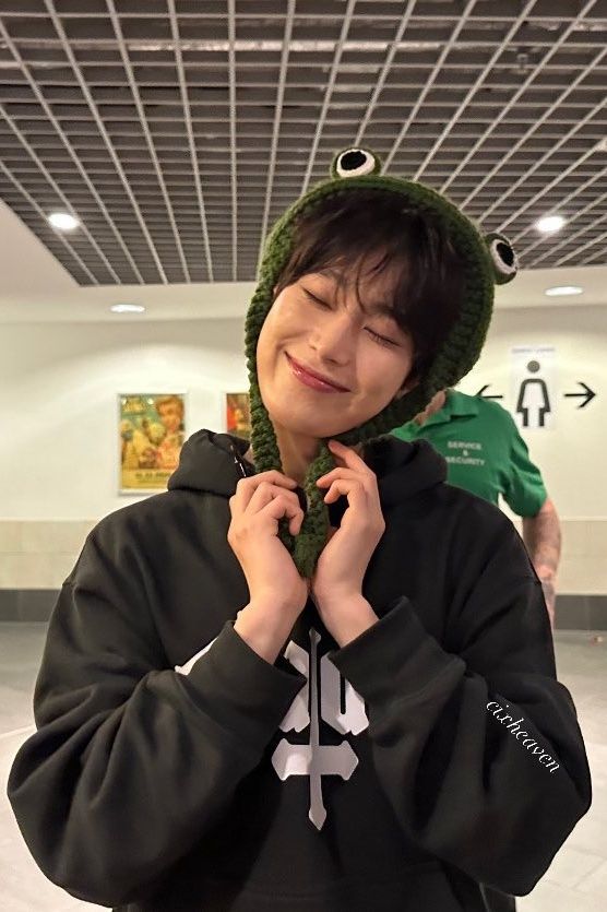 catwon🌑 tweet media