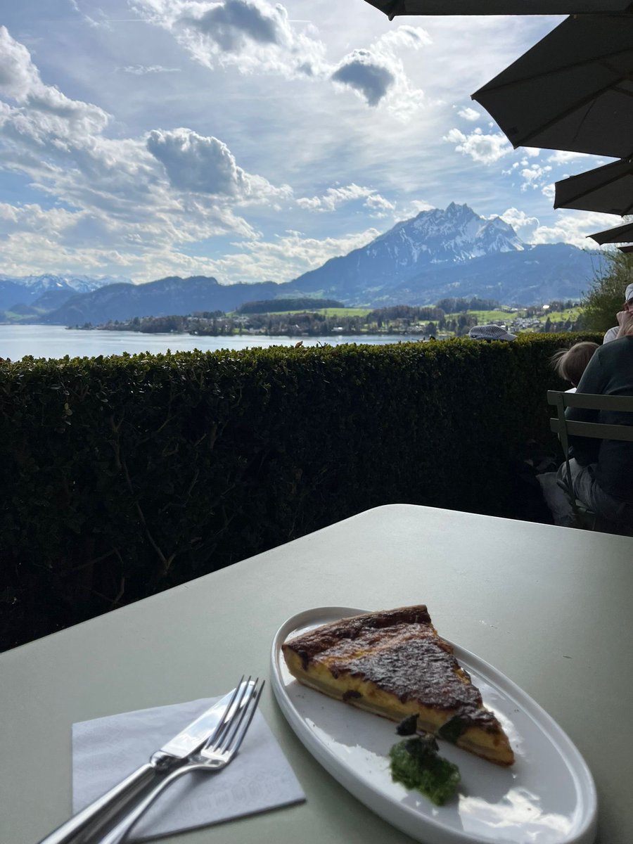 MrRichardFilion's tweet photo. Sab @Sab__F visiting Lucerne 😍 https://t.co/K0OsDVTpmA