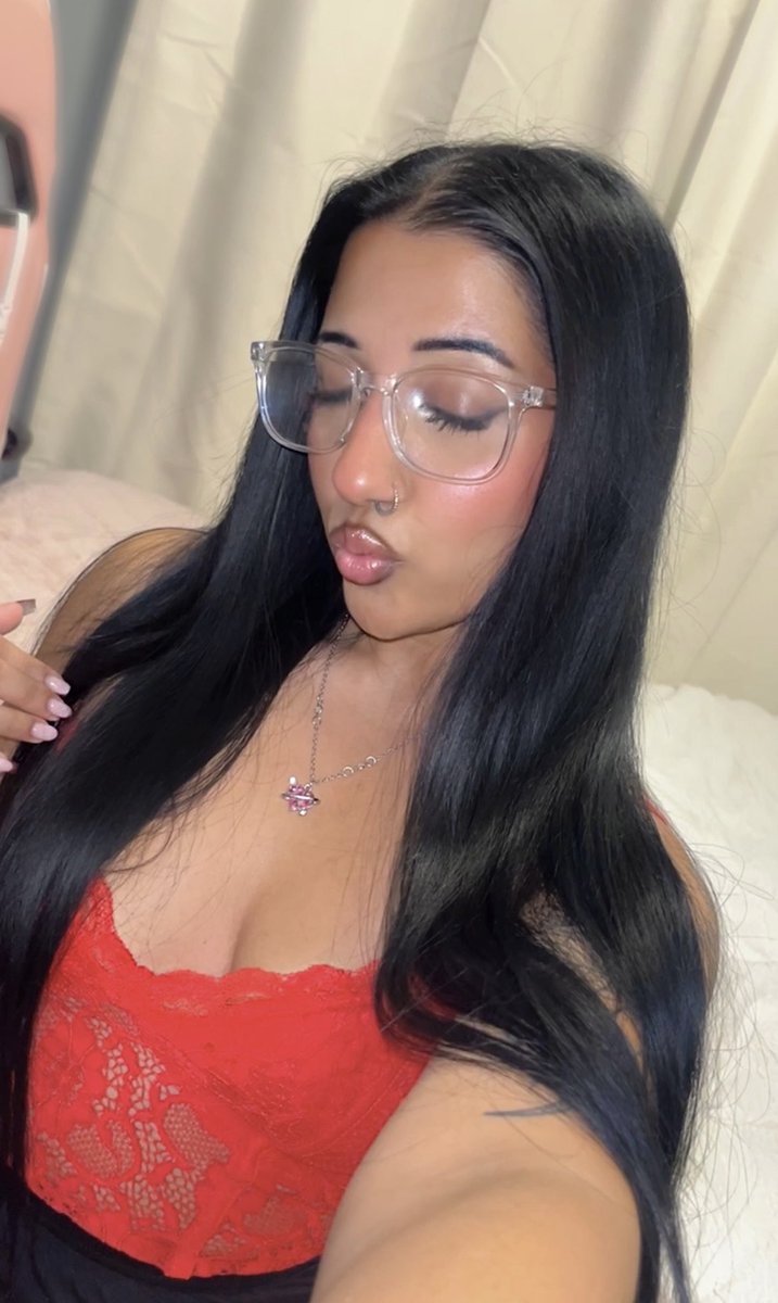 𝔔𝔲𝔢𝔢𝔫👸🏽 tweet media